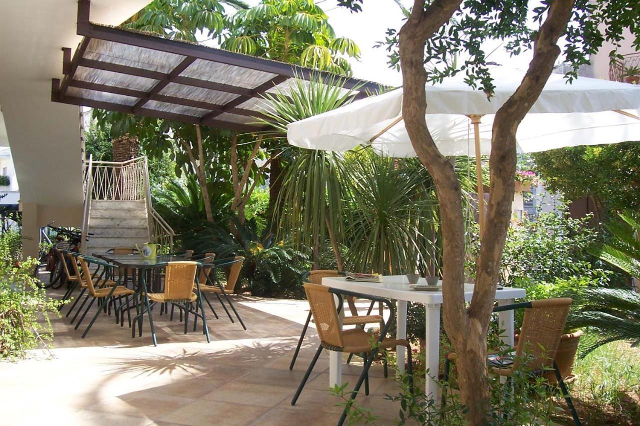 Mandarinoarancio Bed & Breakfast Alezio Luaran gambar