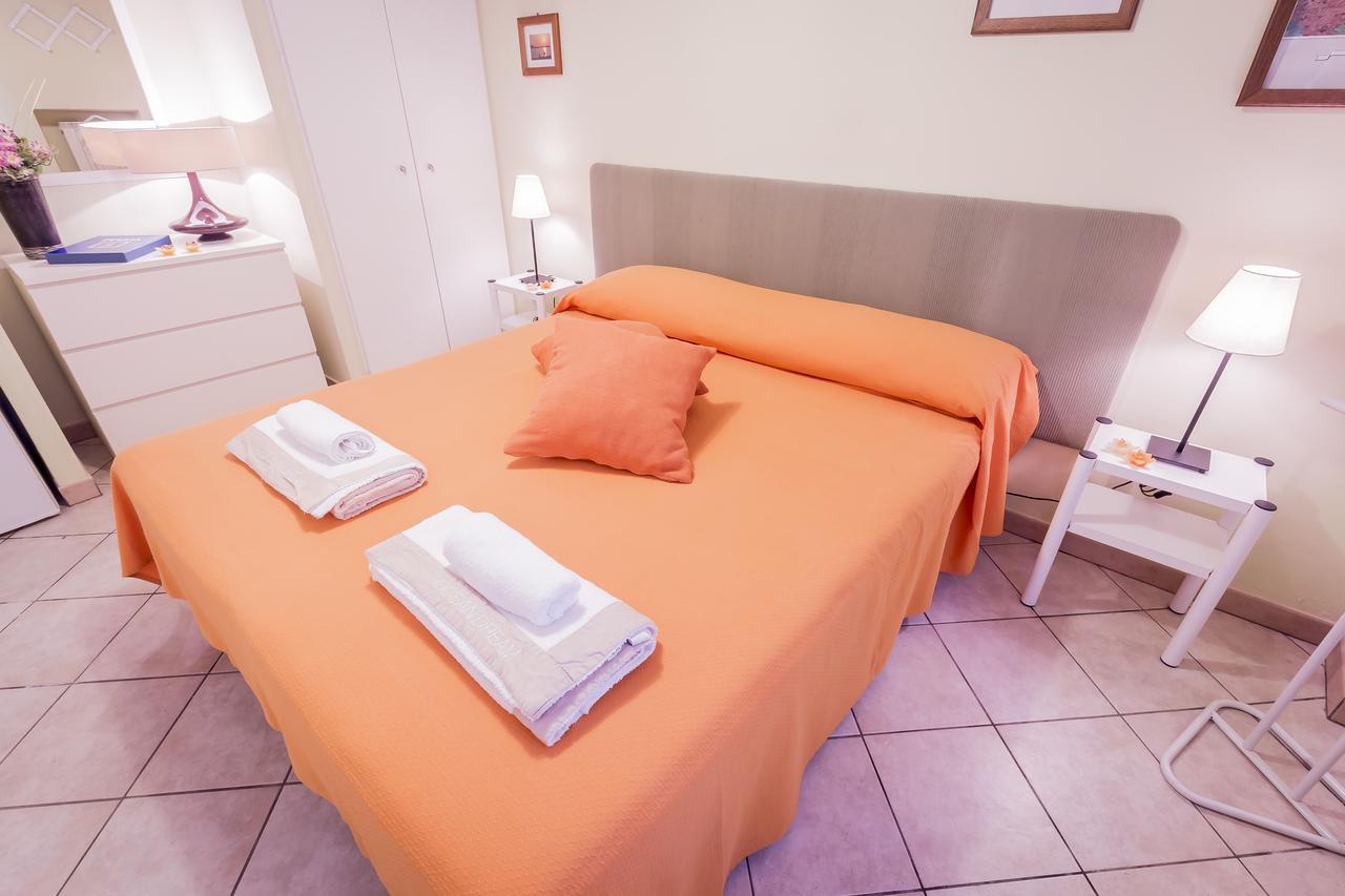 Mandarinoarancio Bed & Breakfast Alezio Luaran gambar