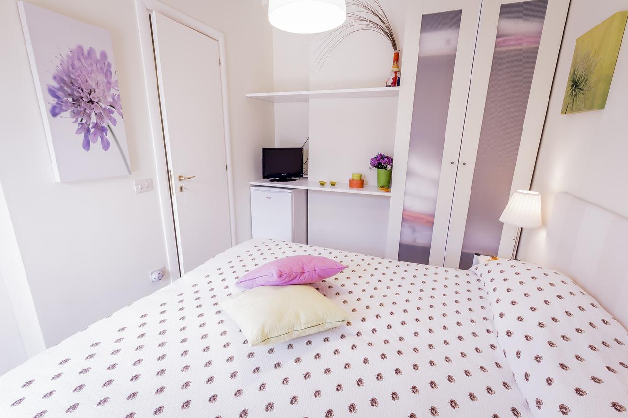 Mandarinoarancio Bed & Breakfast Alezio Luaran gambar